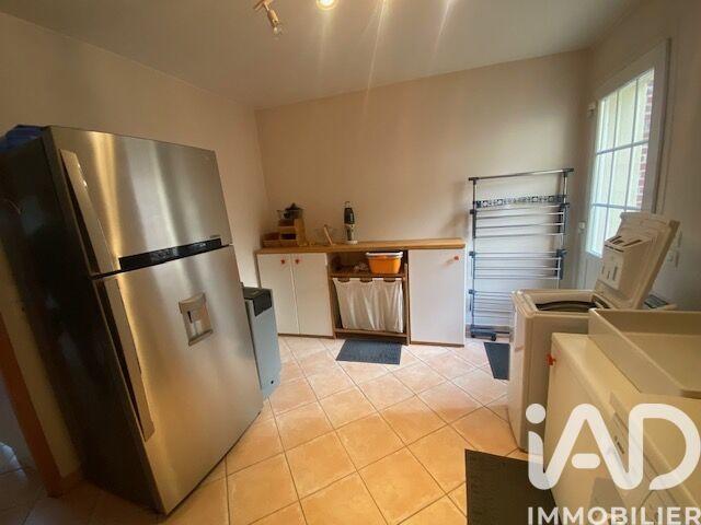 Maison - 242 m² - 7 pièces