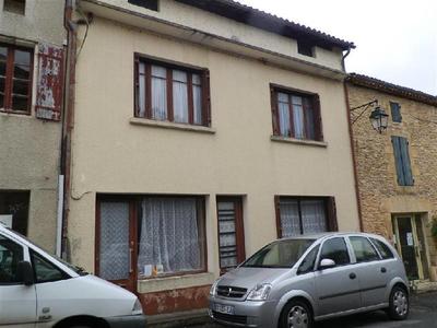 Maison de village - 150 m² - 3 pièces