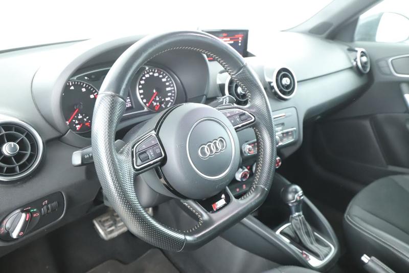 Audi A1 sportback 1.0 Tfsi Ultra s line s tronic 95 ch