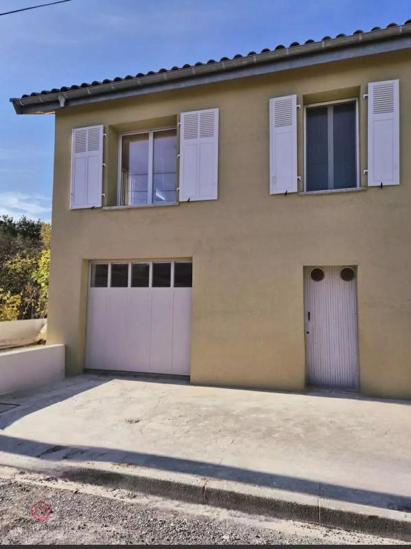 Maison - 112 m² - 4 pièces