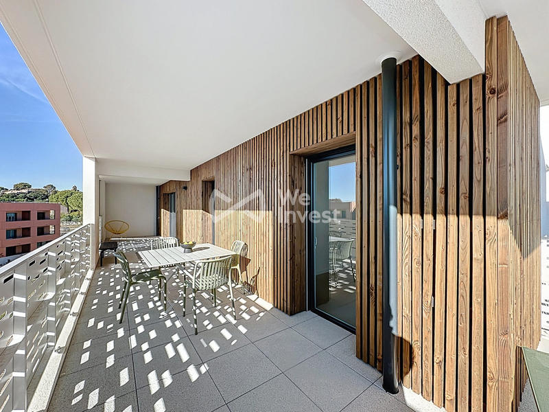 Appartement - 125 m² - 5 pièces