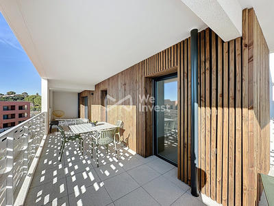 Appartement - 125 m² - 5 pièces