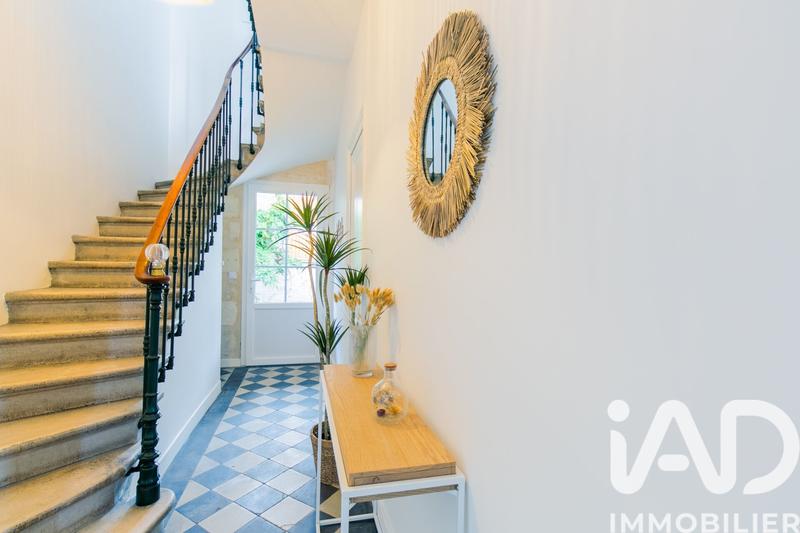 Maison - 179 m² - 8 pièces