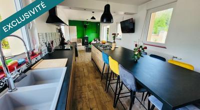 Maison - 223 m² - 8 pièces