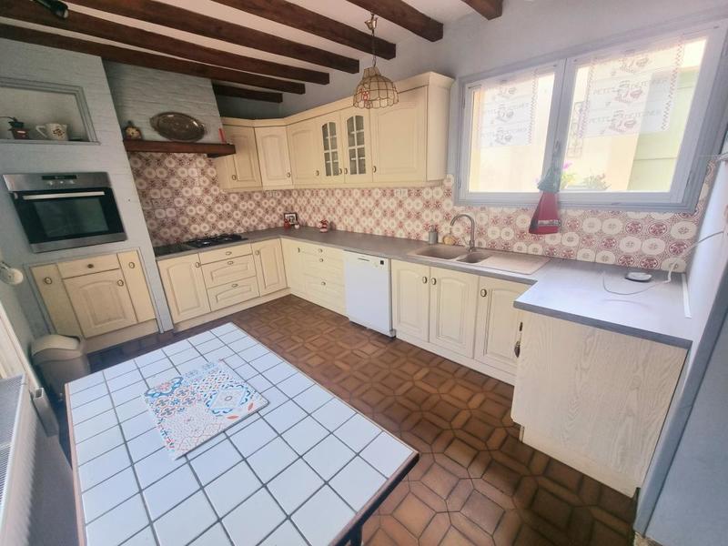 Maison - 161 m² - 7 pièces