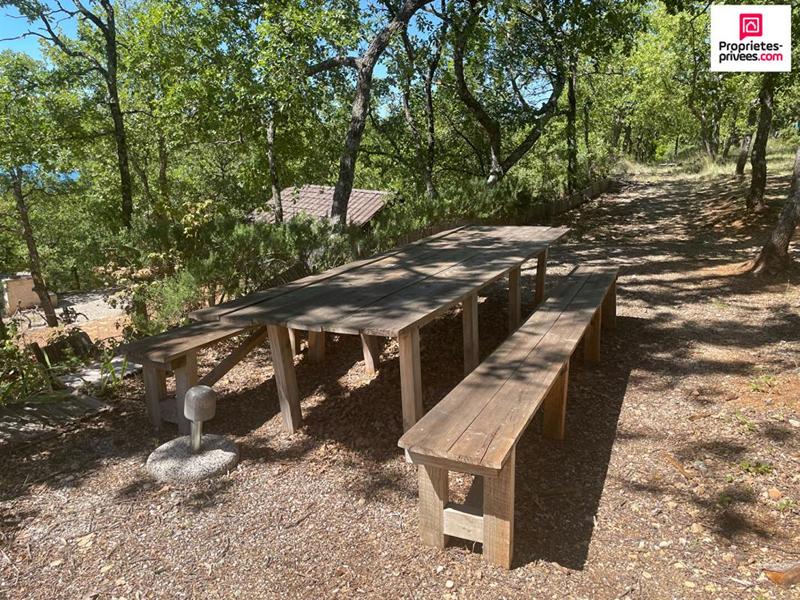 Maison - 210 m² - 10 pièces