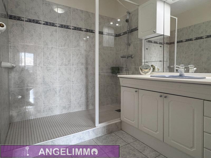 Appartement - 86 m² - 4 pièces