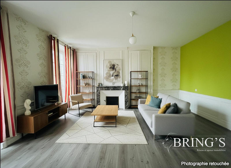 Maison - 196 m² - 6 pièces