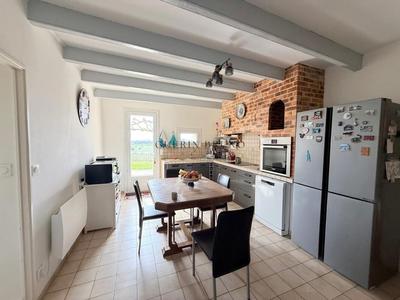 Maison - 133 m² - 6 pièces