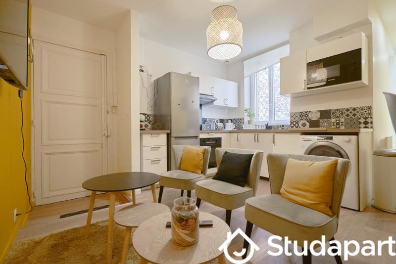 Chambre - 10 m² - 1 pièce