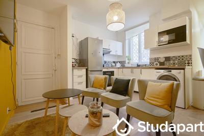 Chambre - 10 m² - 1 pièce