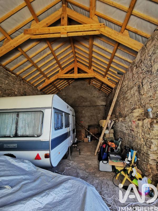 Ferme - 200 m² - 2 pièces