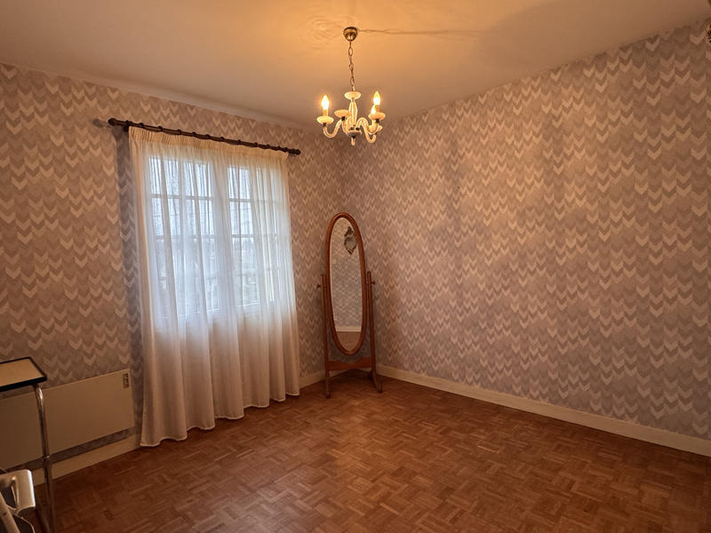 Maison - 136 m² - 6 pièces