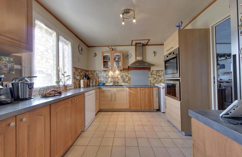 Maison - 85 m² - 4 pièces