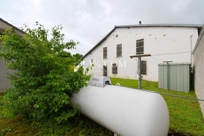 Propriété - 264 m² - 11 pièces