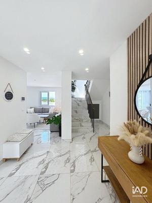 Maison - 140 m² - 4 pièces