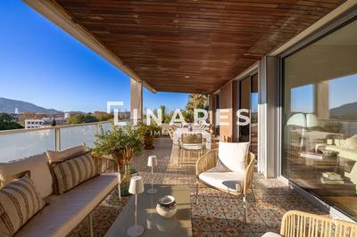 Appartement - 153 m² - 4 pièces