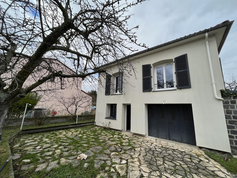 Maison - 102 m² - 4 pièces