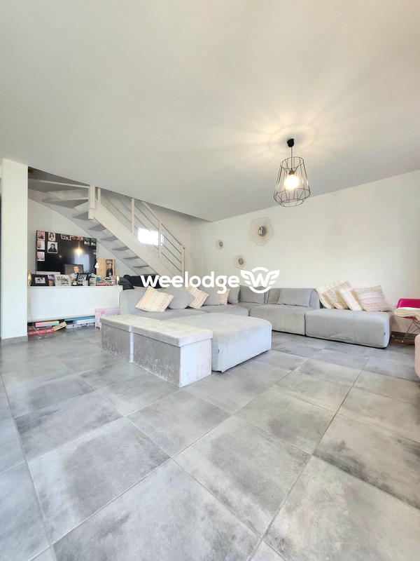 Maison - 94 m² - 4 pièces