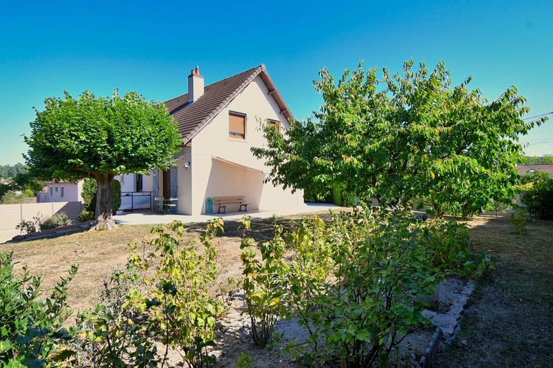 Maison - 142 m² - 5 pièces