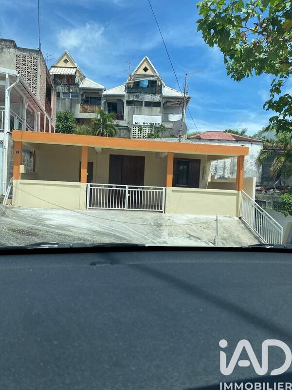 Maison de ville - 81 m² - 4 pièces