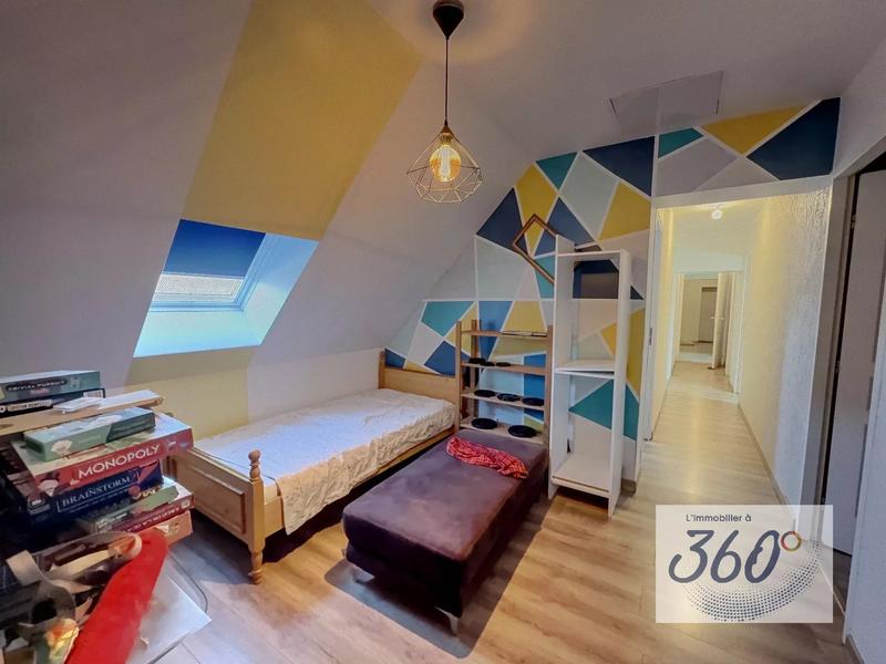 Maison - 192 m² - 7 pièces