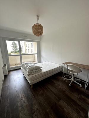 Appartement - 105 m² - 5 pièces