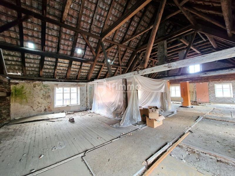 Local commercial - 1 220 m² - 20 pièces