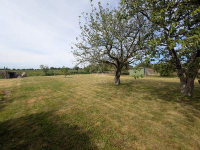 Terrain constructible - 732 m²