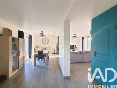 Maison - 91 m² - 4 pièces