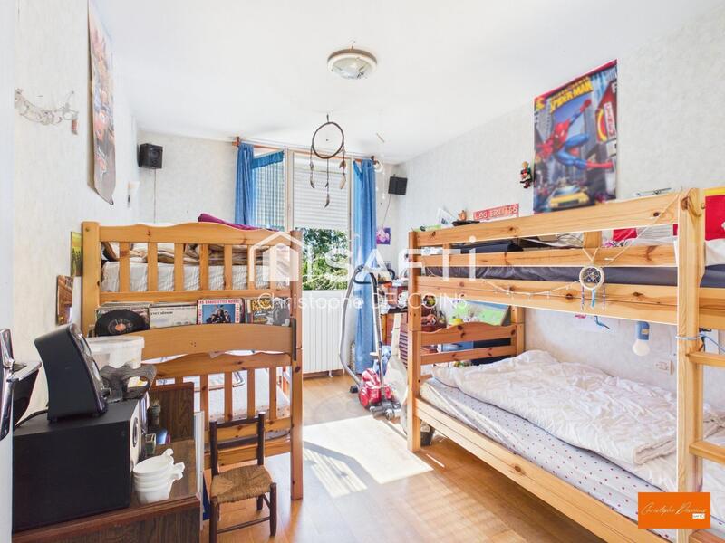 Maison - 85 m² - 5 pièces