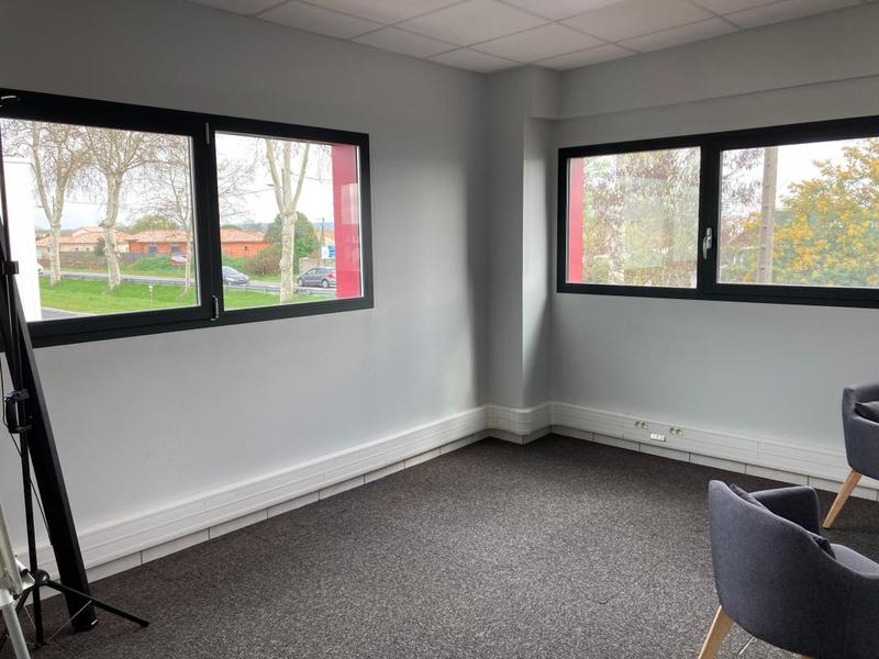 Bureau - 80 m²