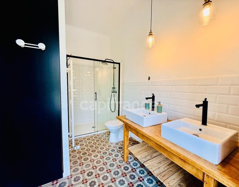 Maison - 140 m² - 5 pièces