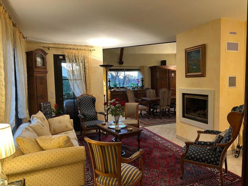 Maison - 225 m² - 6 pièces