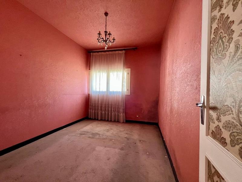 Maison traditionnelle - 270 m² - 10 pièces