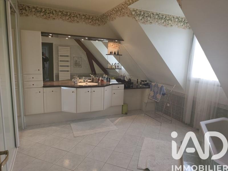 Maison - 134 m² - 5 pièces