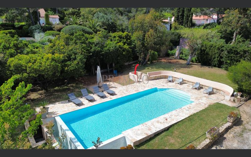 Villa - 157 m² - 4 pièces