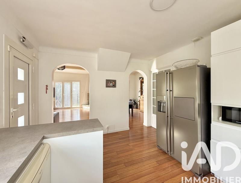 Maison - 94 m² - 5 pièces