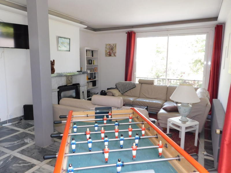 Villa - 263 m² - 11 pièces
