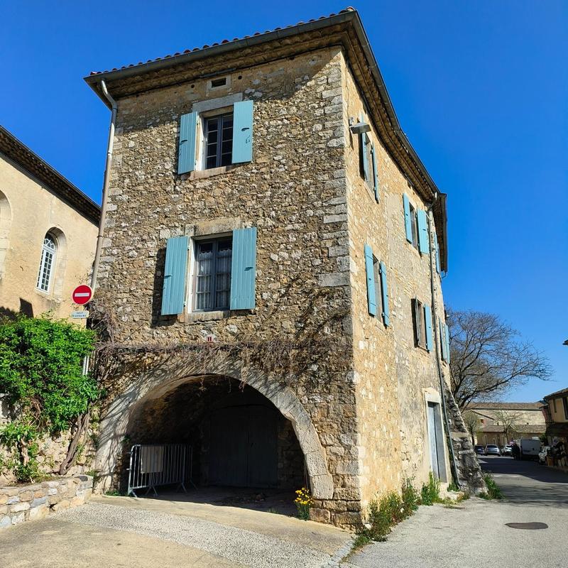 Maison de village - 120 m² - 6 pièces