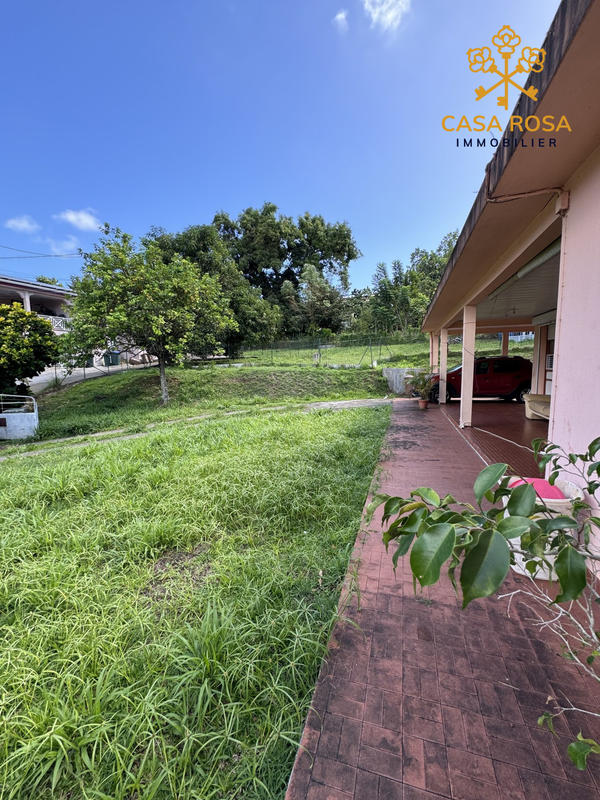 Maison traditionnelle - 94 m² - 4 pièces