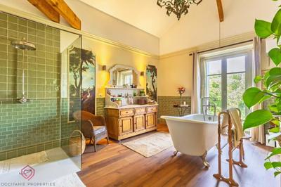 Maison de maîtres - 240 m² - 10 pièces