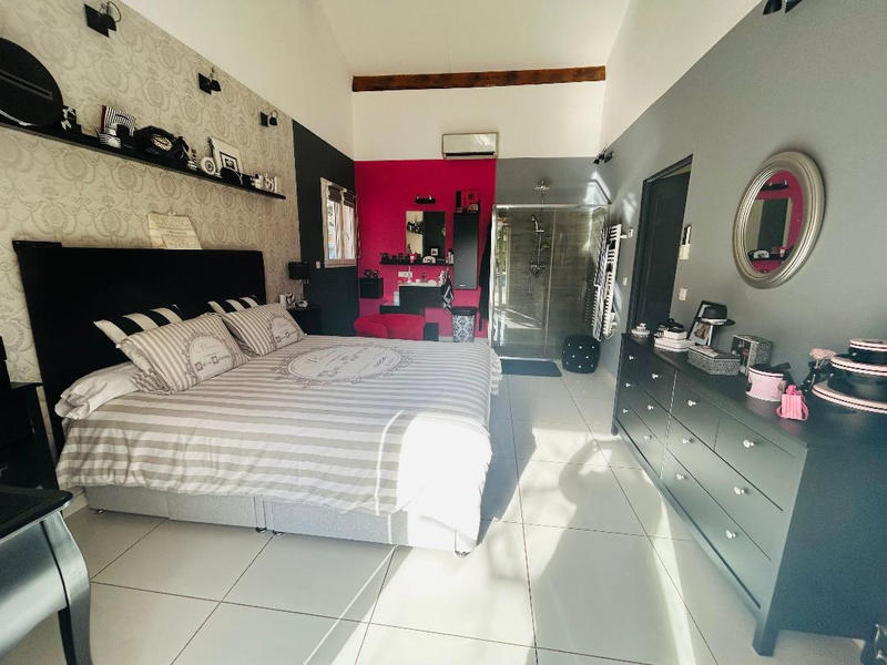 Maison - 200 m² - 6 pièces