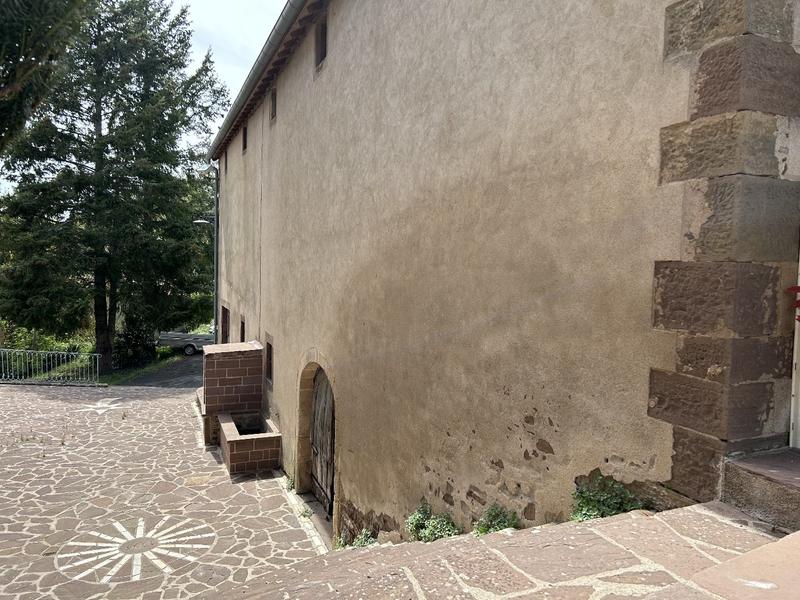 Grange - 300 m² - 2 pièces