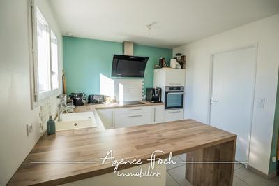 Maison - 93 m² - 4 pièces