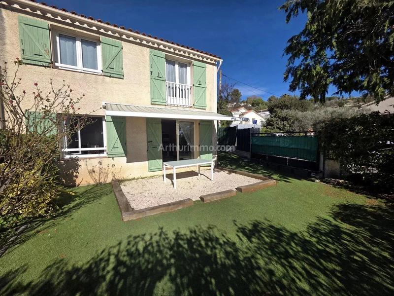 Maison - 98 m² - 4 pièces