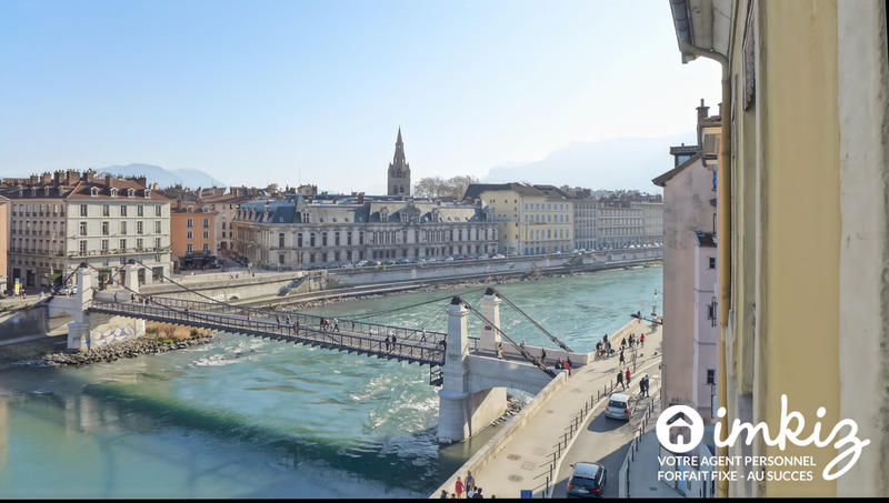 Appartement - 89 m² - 5 pièces