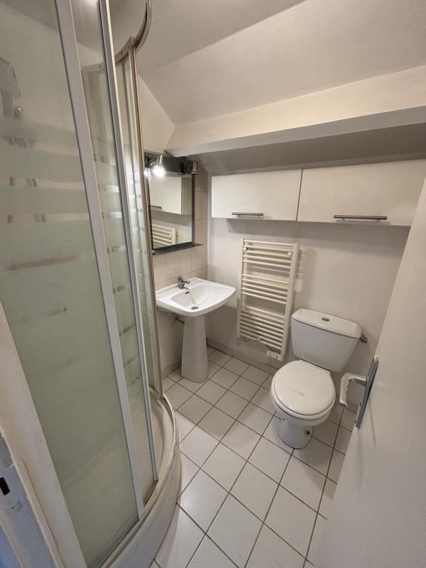 Studio - 24 m² - 1 pièce