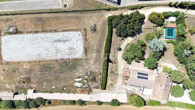 Loft - 167 m² - 4 pièces