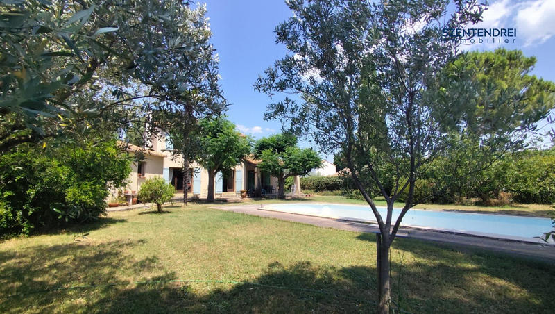 Maison - 193 m² - 6 pièces